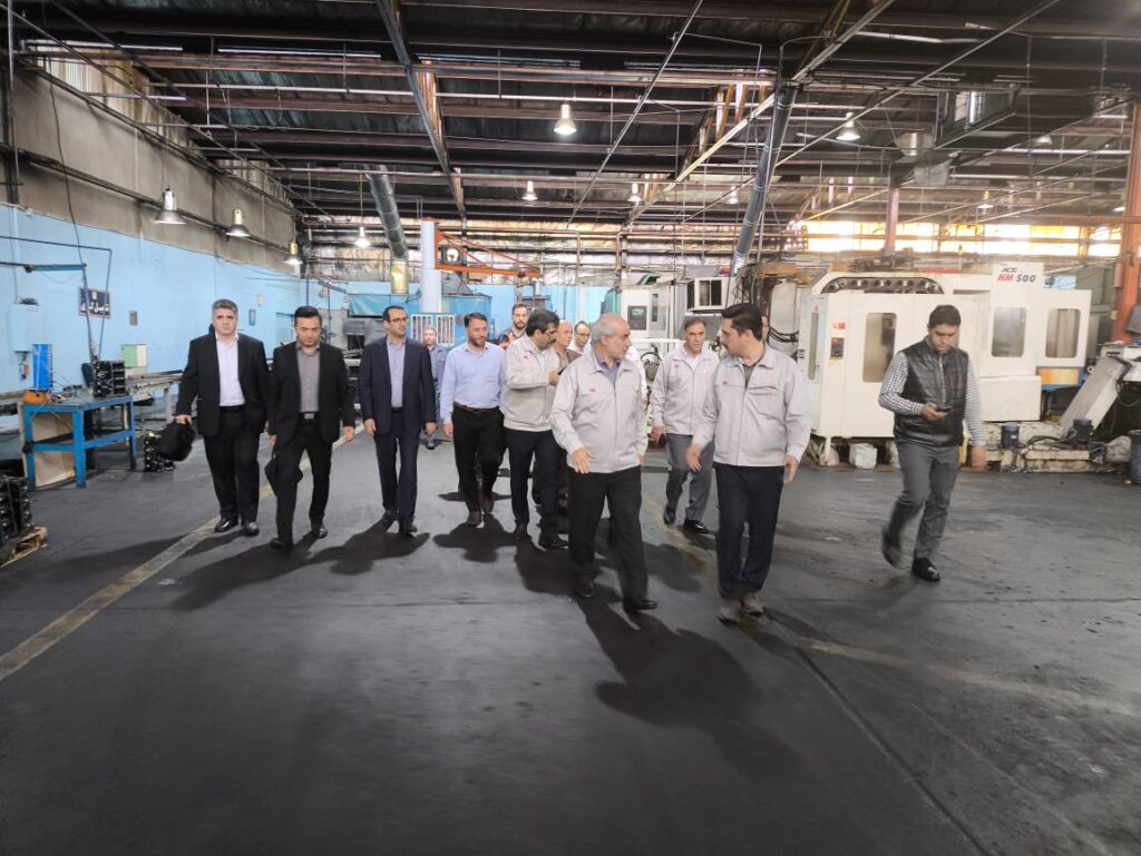 بازدید راهبرنهاد مردمی رسالت از خط تولید سایپا آذربایجان