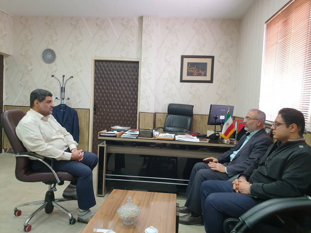 فرمانداری سرخه میزبان دبیر و رهیاران سمنان شد