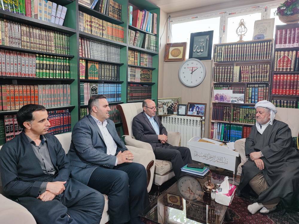 تاکید امام جمعه پاوه بر ترویج قرض الحسنه درجامعه