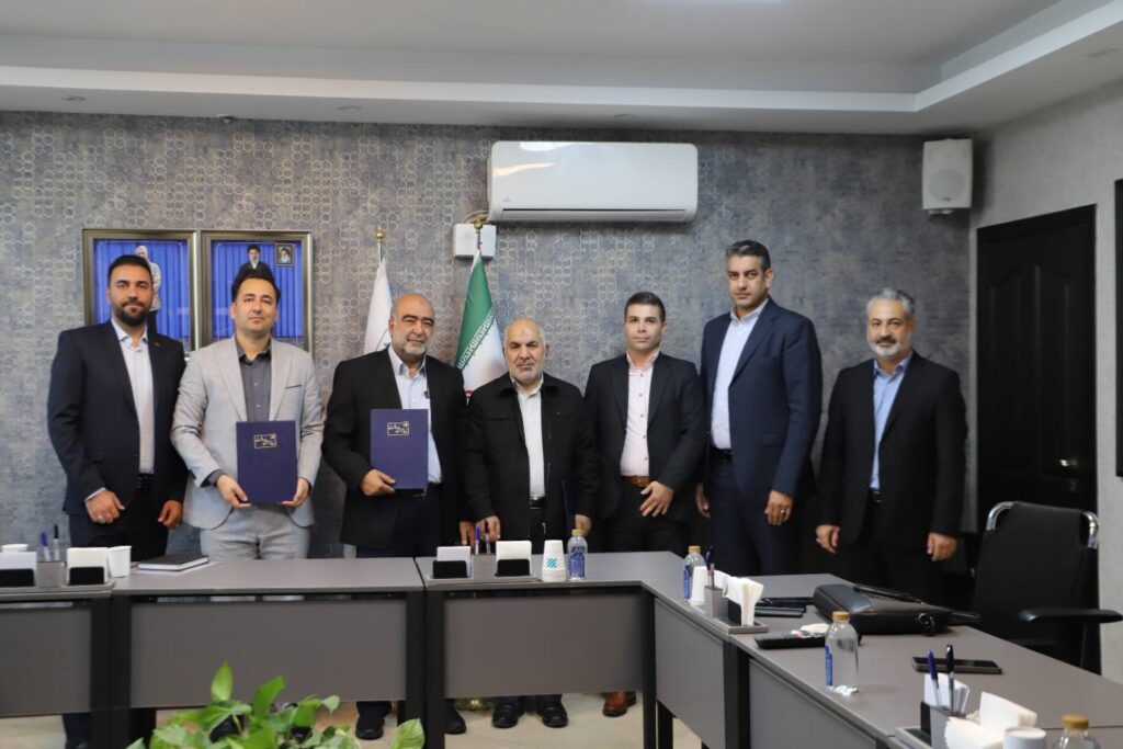 امضای تفاهم نامه بانک قرض الحسنه رسالت وصندوق پژوهش و فناوری دانشگاه تهران