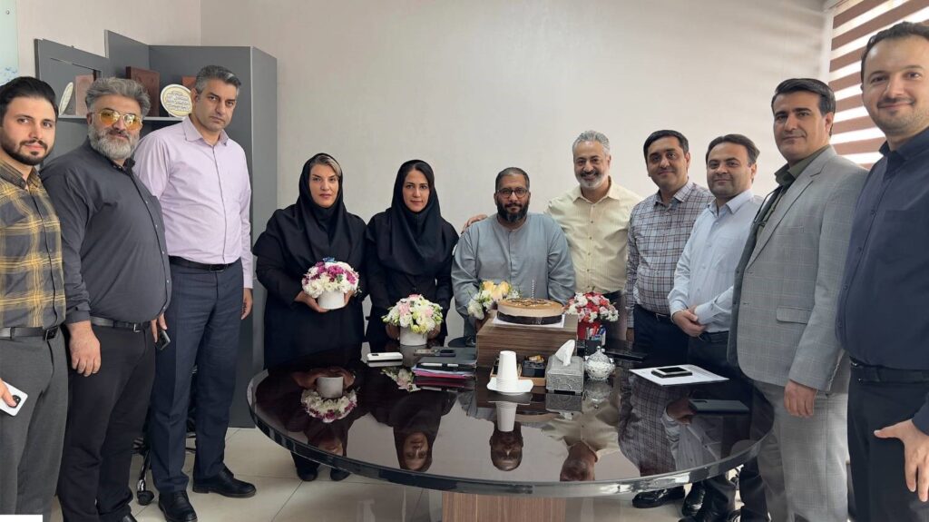 تقدیر از همراهان واحد روابط عمومی انجمن به مناسبت روز ارتباطات