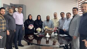 تقدیر از همراهان واحد روابط عمومی انجمن به مناسبت روز ارتباطات