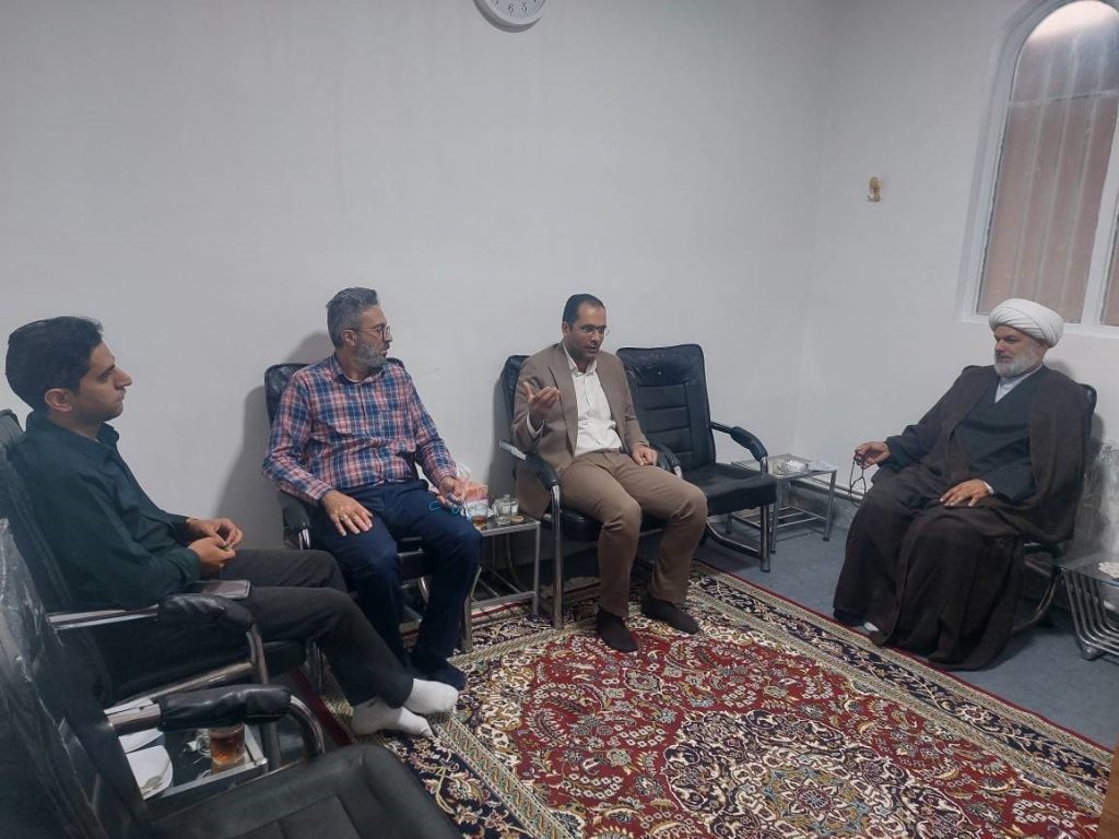 تقدیر امام جمعه سرایان از عملکرد دبیرخانه نهاد مردمی رسالت  در خراسان جنوبی